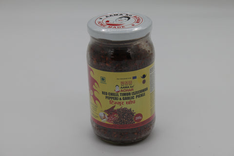 Aama ko Achar – Eingelegte rote Chilischoten, Timur und Knoblauch - 200g
