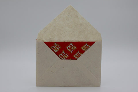 House of Nepal gold Motiv Geschenkkarte aus handgefertigtem Lokta-Papier mit rotem Einsatz und goldenem Muster