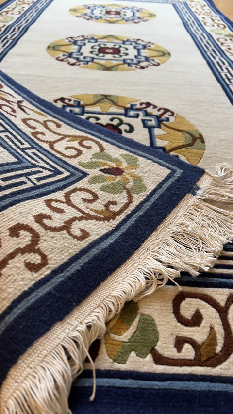 House of Nepal nepalesischer Läufer aus 100% Schafwolle, 90x190 cm, cremefarben mit Mandala-Muster in Blau, Braun, Grün
