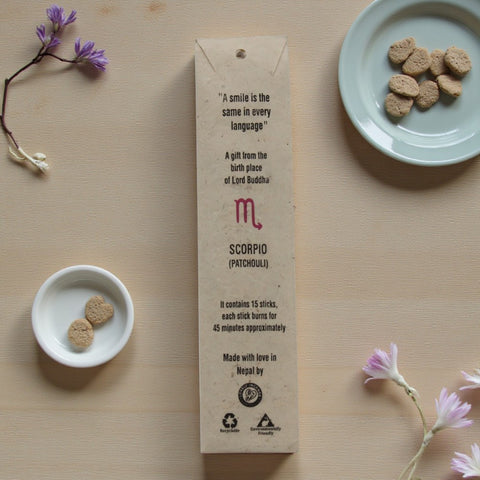 House of Nepal Räucherstab Skorpion Patchouli, 15 Stäbchen mit 45 Min. Brenndauer, erdiger Duft für Meditation