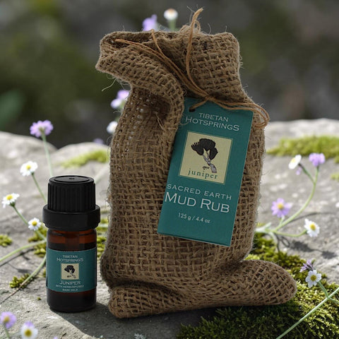 House of Nepal red clay mud rub with juniper oil, 125g, in burlap bag with tag.